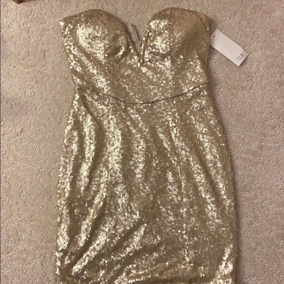 Tobi Dresses & Skirts - Gold sequined mini dress